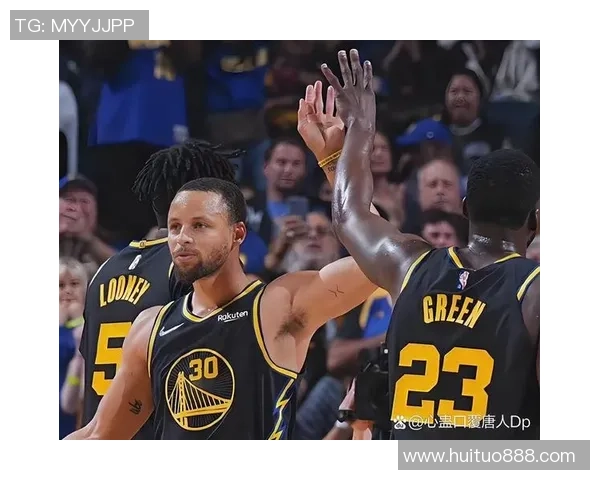 12月23日湖人与勇士精彩对决直播全程回顾与分析