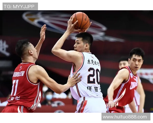 任骏飞领衔球队奋战新赛季展现篮球才华与团队精神的精彩旅程 任骏飞领衔球队奋战新赛季展现篮球才华与团队精神的精彩旅程