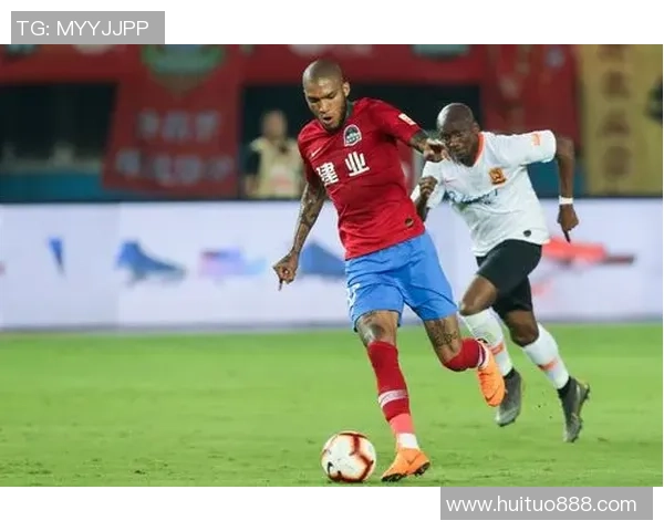 建业与卓尔精彩对决比赛录像回顾及精彩瞬间分析