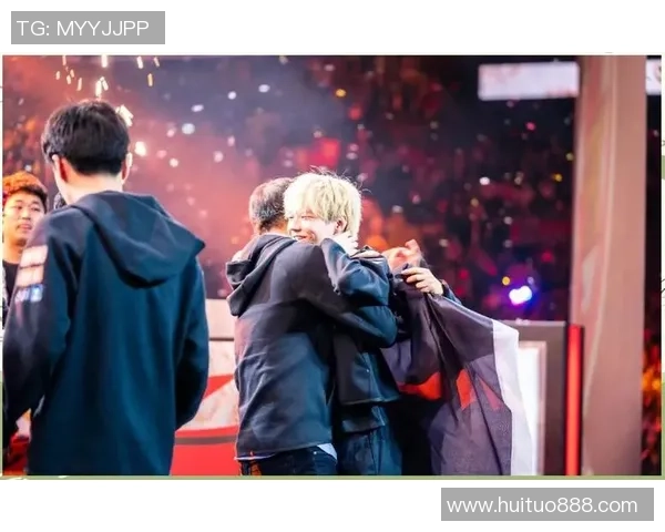 世界大师赛特别报道：FPX逆袭之路的精彩瞬间与背后故事