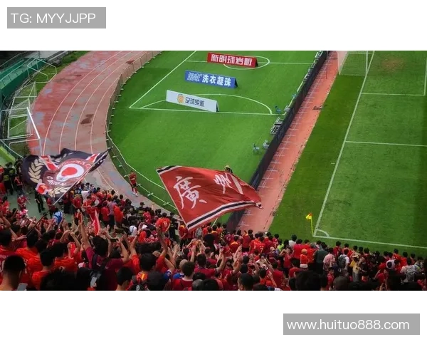 广州足球队防反战术解析：从防守到反击的完美转型与执行